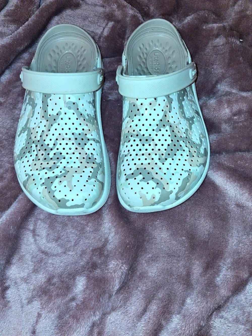 New Crocs LiteRide Camo Sandals Women's US 7 Excellent
